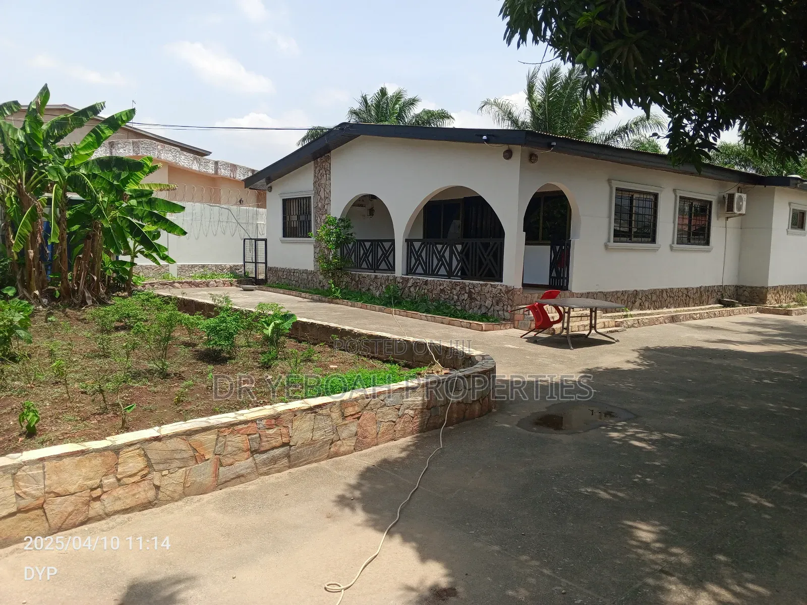 3bdrm House in Spintex:-3 Bedrooms for sale