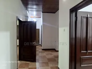 3bdrm House in Spintex:-3 Bedrooms for sale