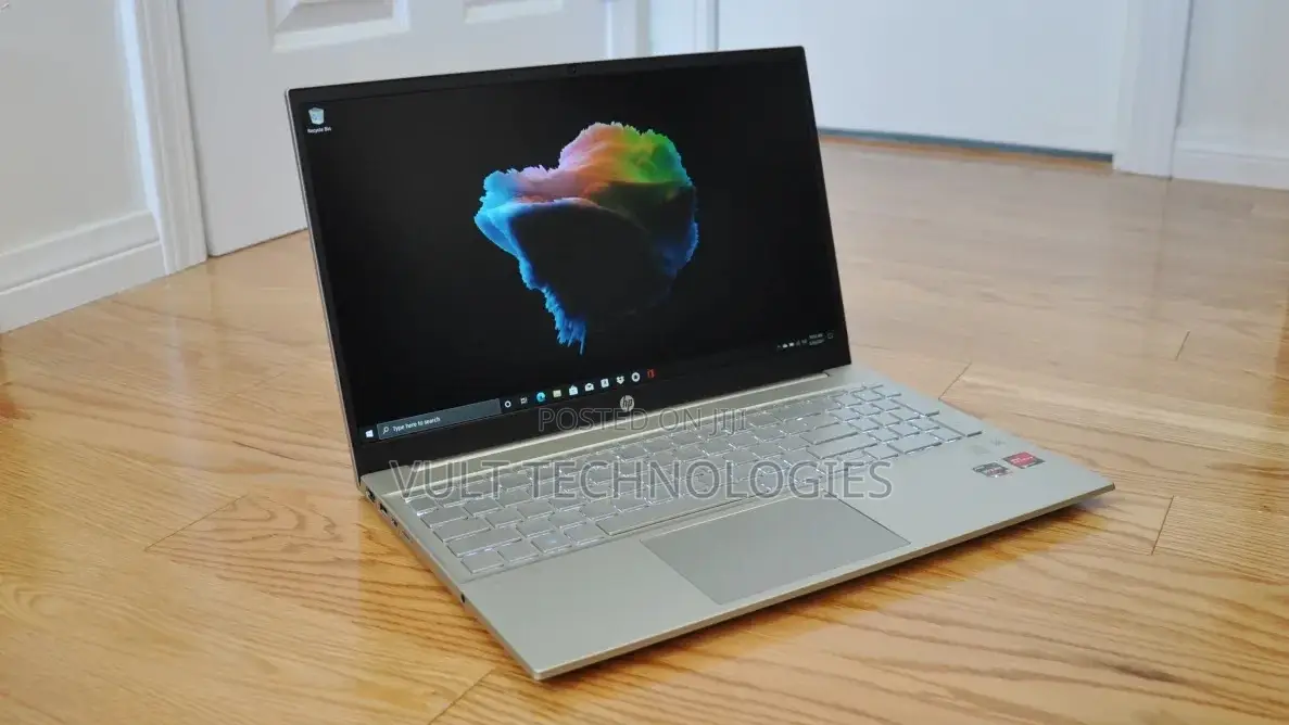 New Laptop HP Pavilion 15 8GB Intel Core I5 SSD 512GB