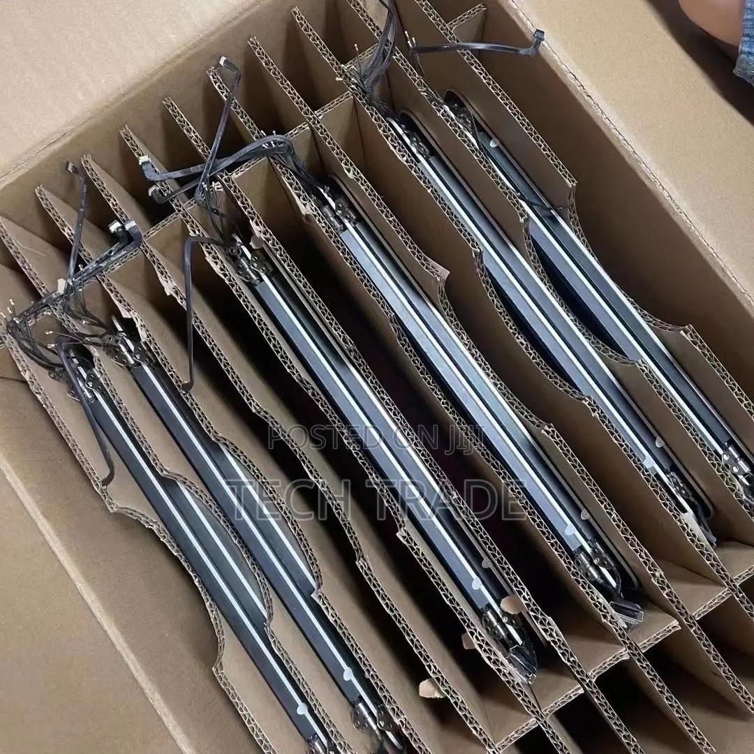Macbook Screens (Brand New,Icloud Screen)