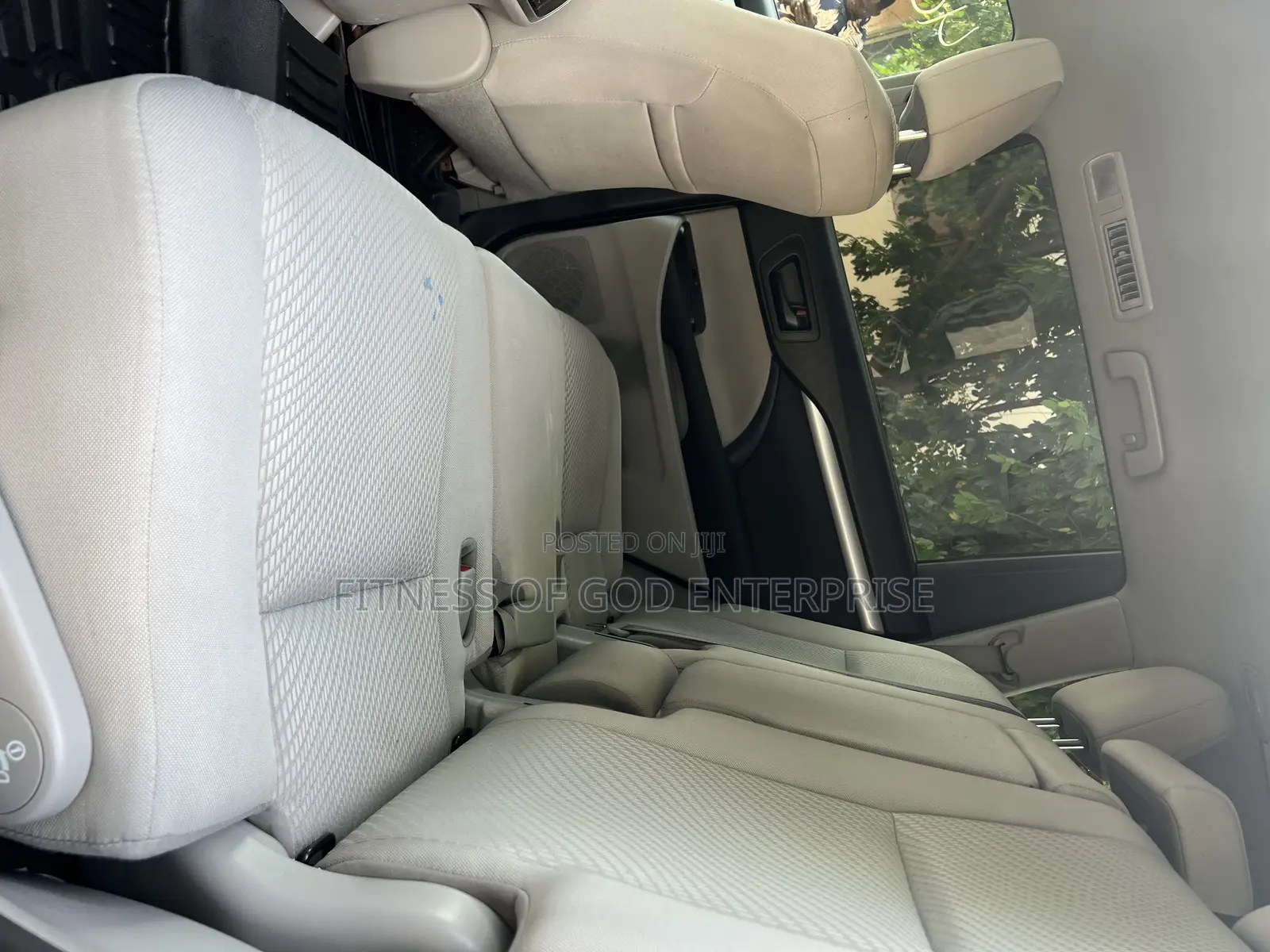 Toyota Highlander LE 2019 Black
