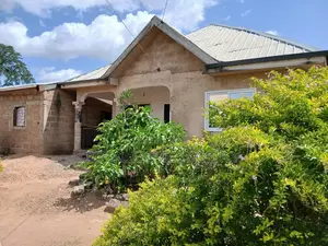 3bdrm House in Sarpeiman Opah Road, Amasaman for sale