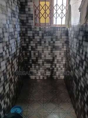 3bdrm House in Sarpeiman Opah Road, Amasaman for sale