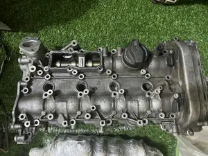 C 300 Cylinder Head