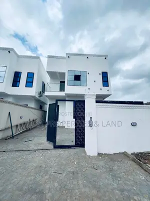 2bdrm House in Ashaley Botwe, Lake Side Estate for sale