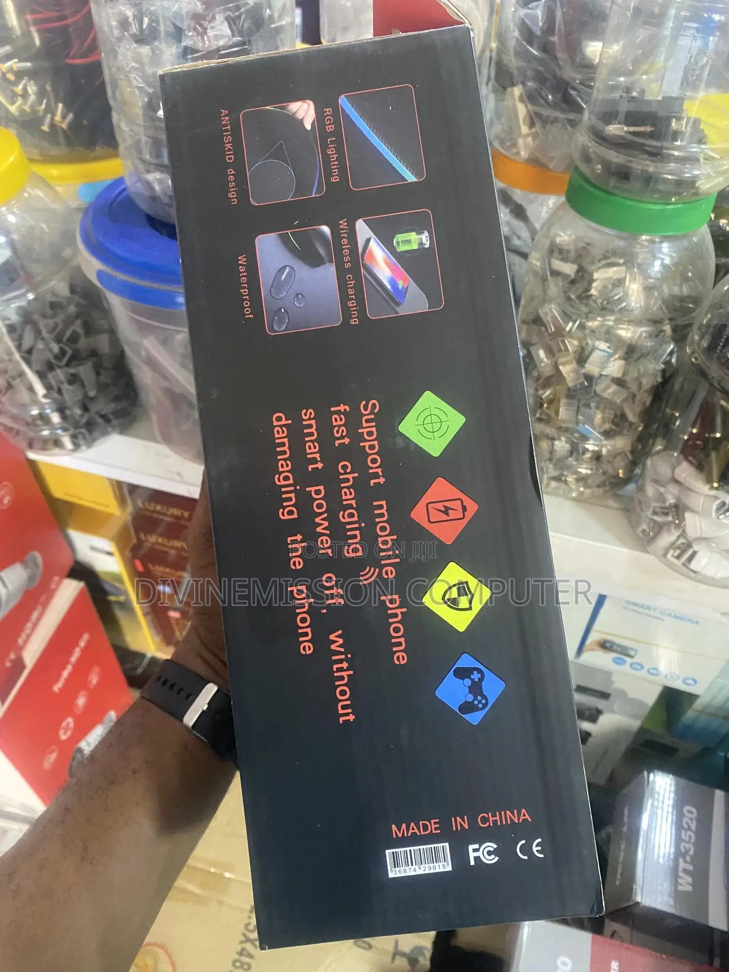 RGB Larg Wireless Charging Mouse Pad
