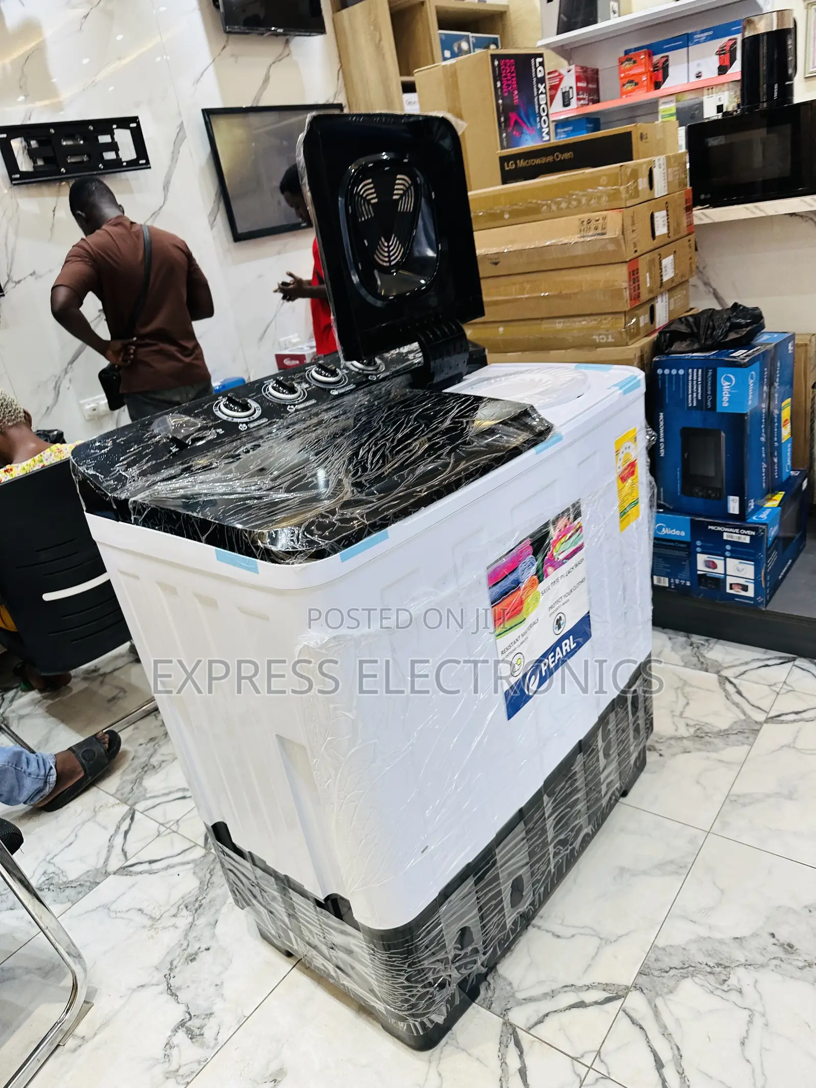 Ultra Modern Washing Machine 18kg Topload Pearl Tinting