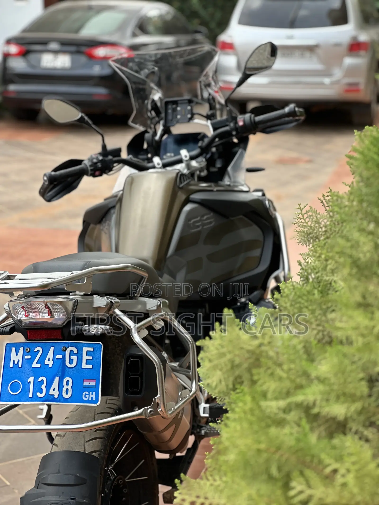 BMW R1250GS 2022 Brown