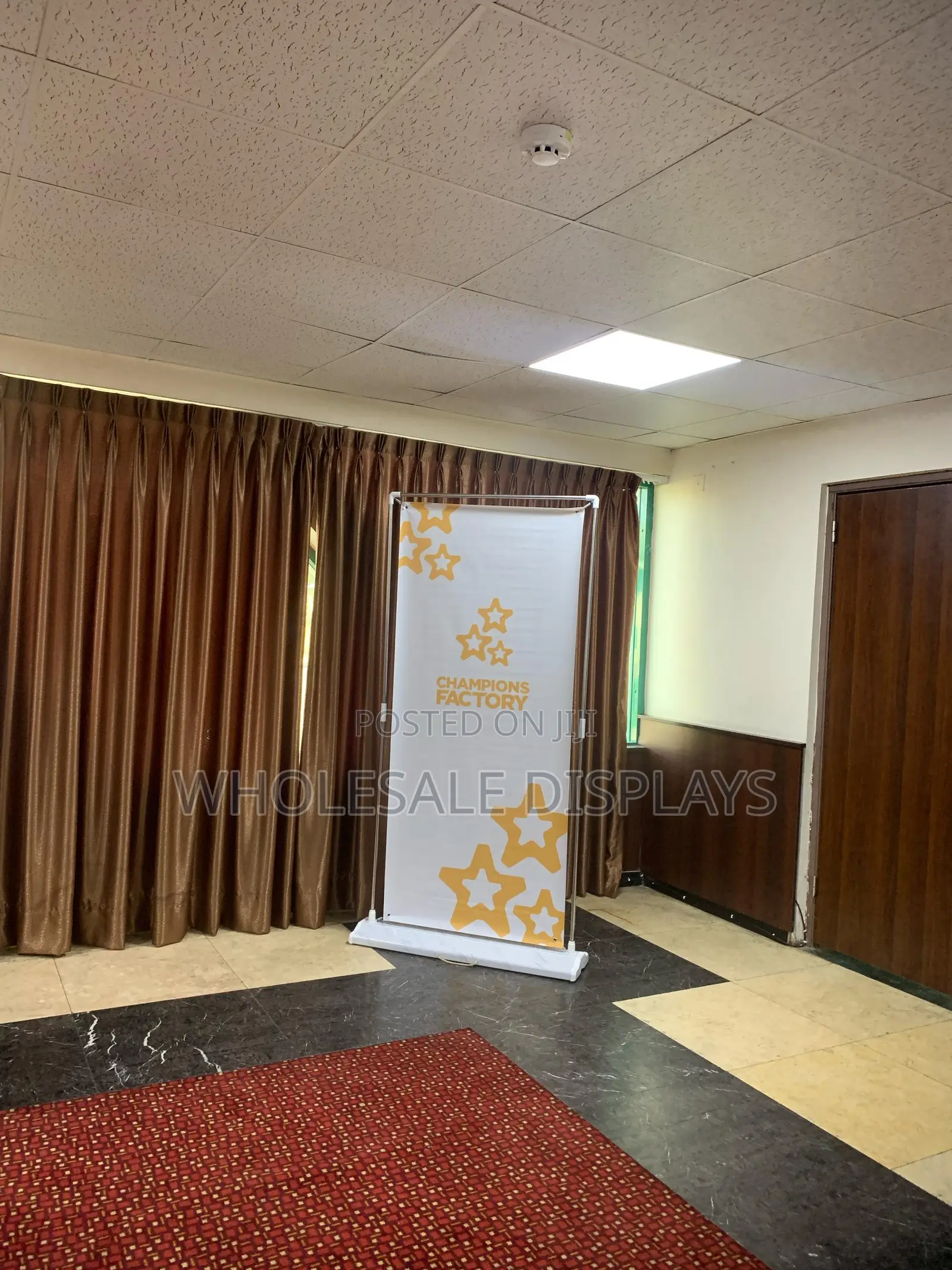 Rental: Banner Display Stands (Pull Up Banner Alternative)