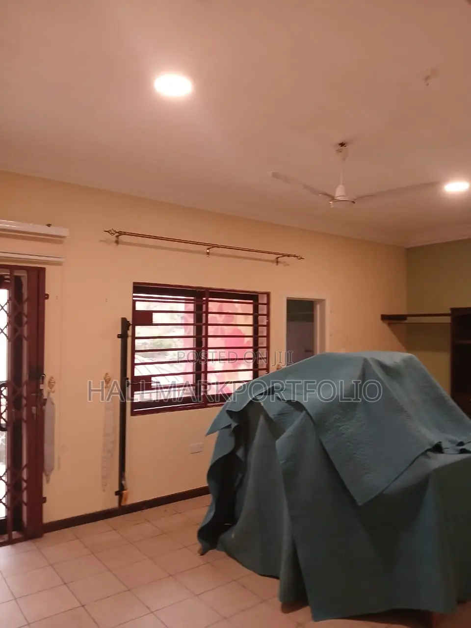 5bdrm House in Labone for sale