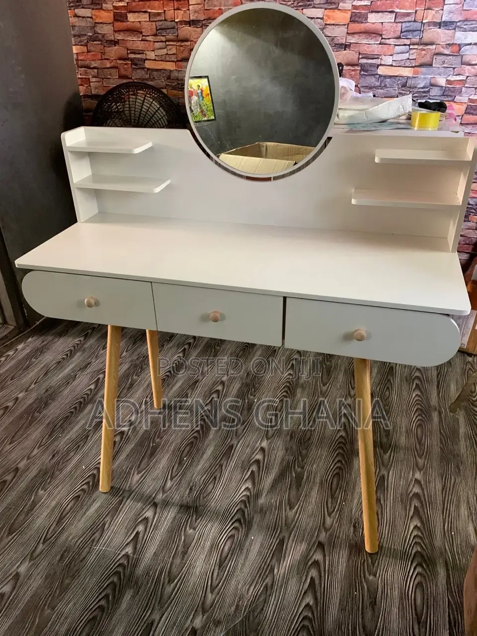 Modern Storage Dressing Table and Light Luxury Makeup Chair.