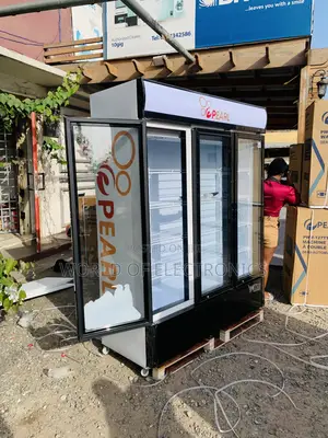780l Display Fridge Pearl Three Doors White