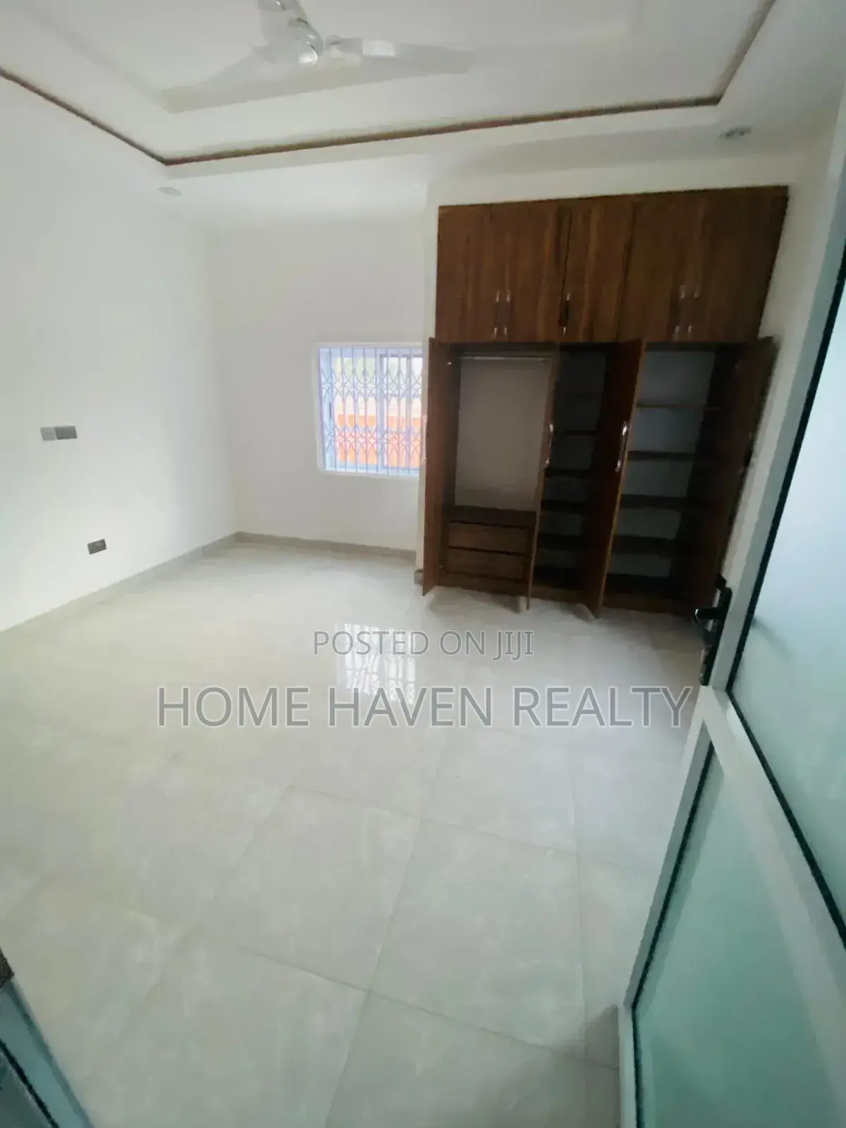 3bdrm House in Alhaji Israel for sale