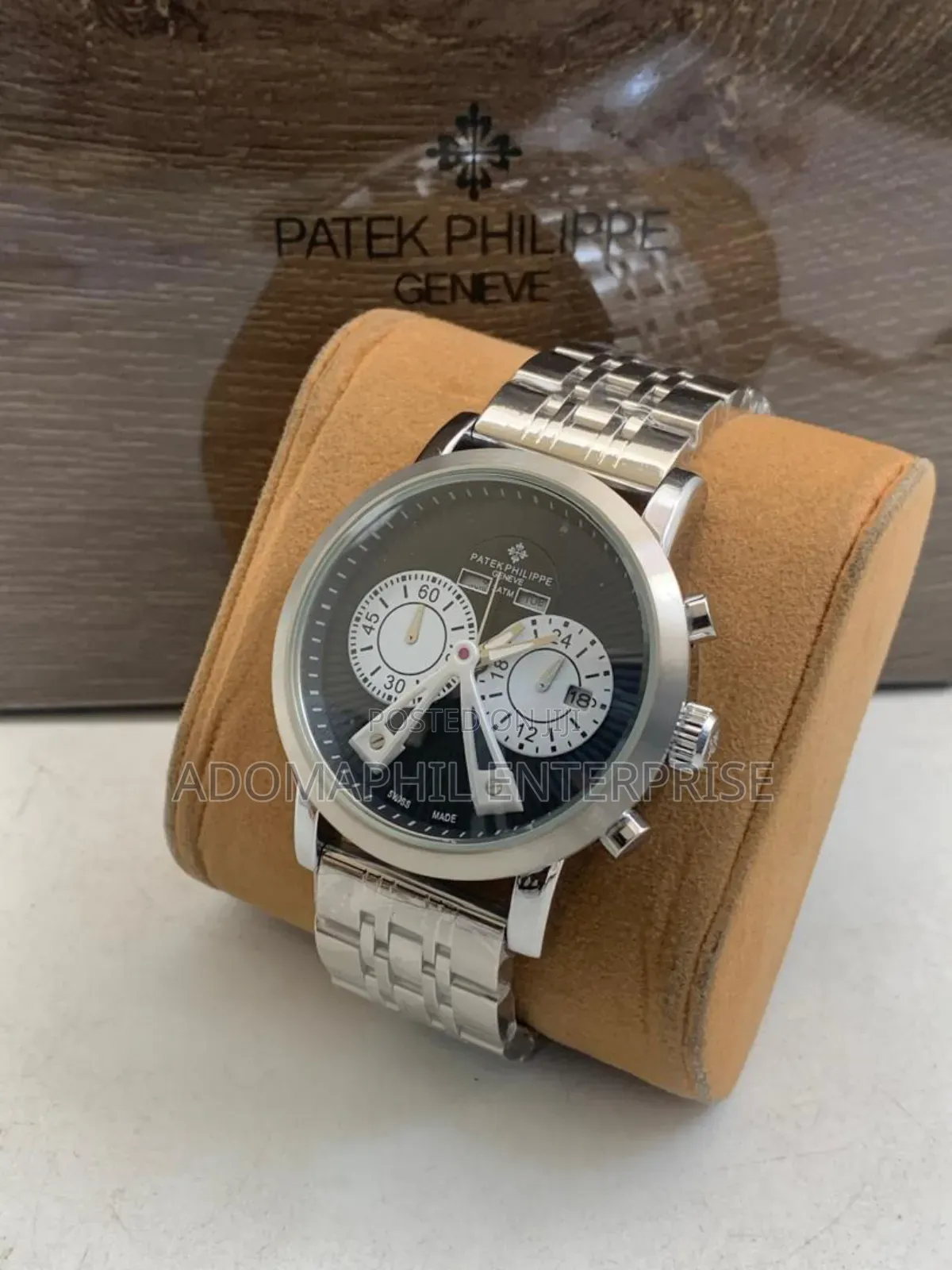 Elegant Patek Philippe Geneva Chain Watch