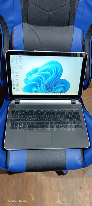 Laptop HP Pavilion 15 8GB AMD Ryzen 5 HDD 1T