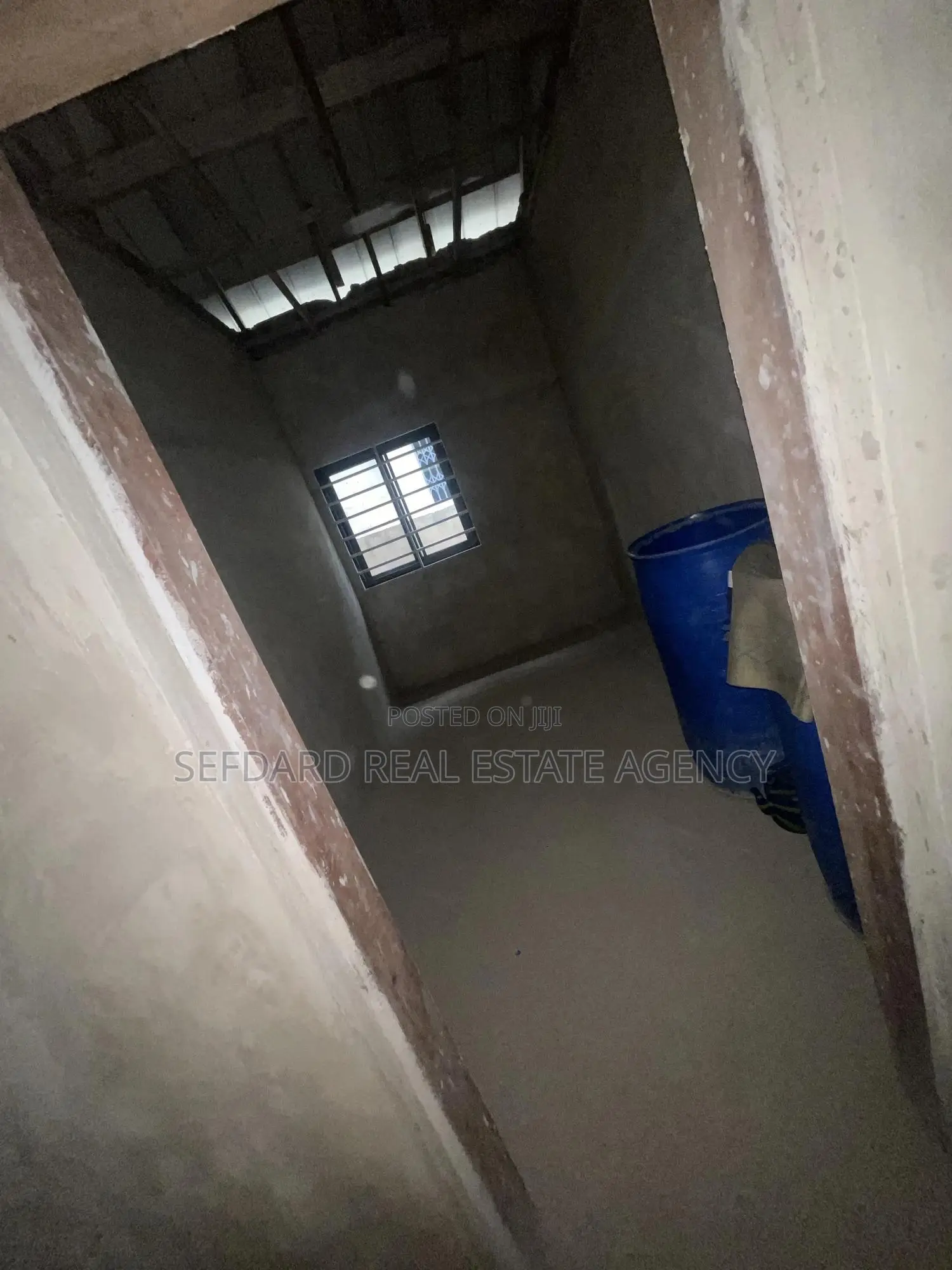 3 Bedroom Uncompleted House For Sale.