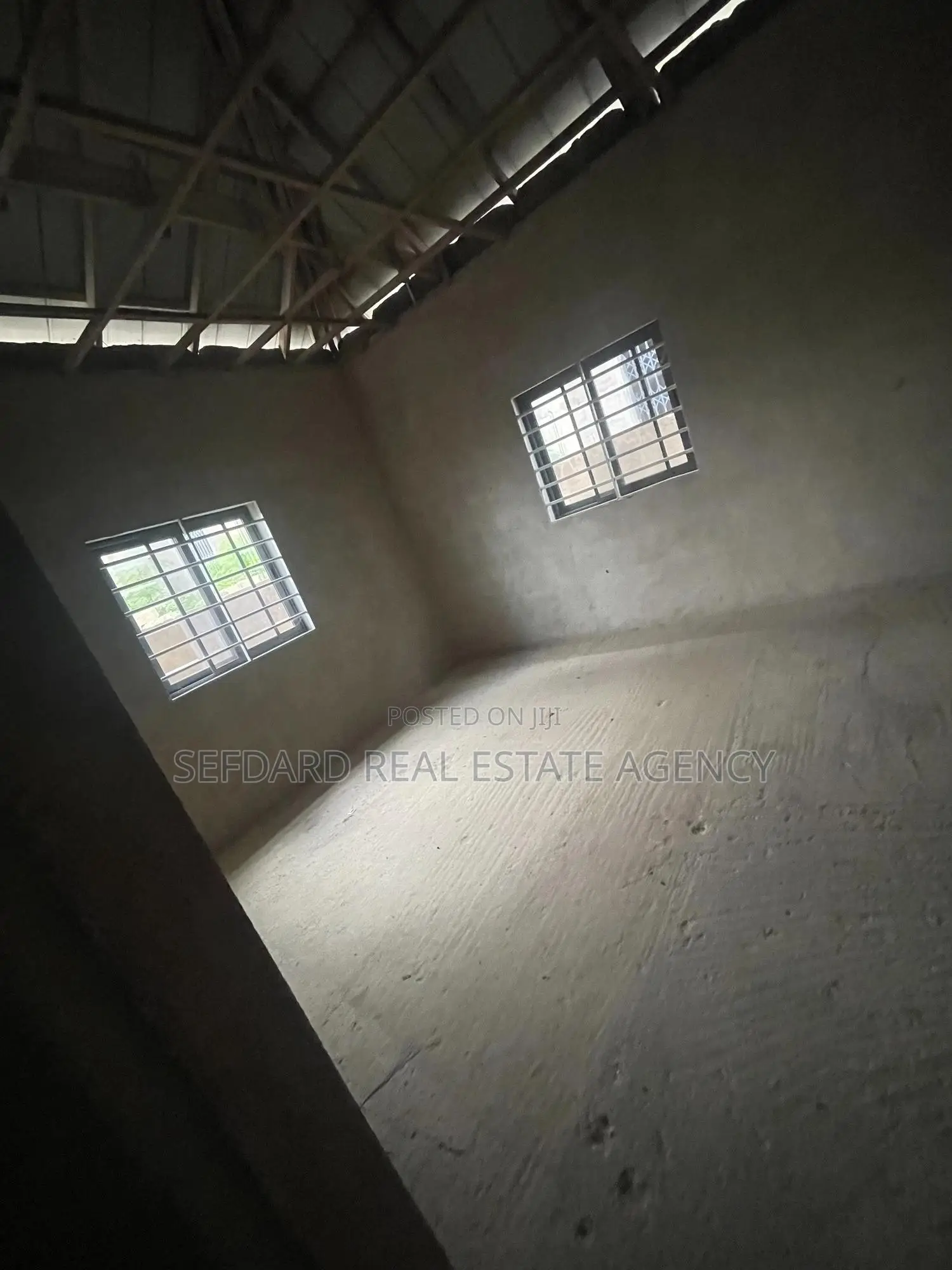 3 Bedroom Uncompleted House For Sale.