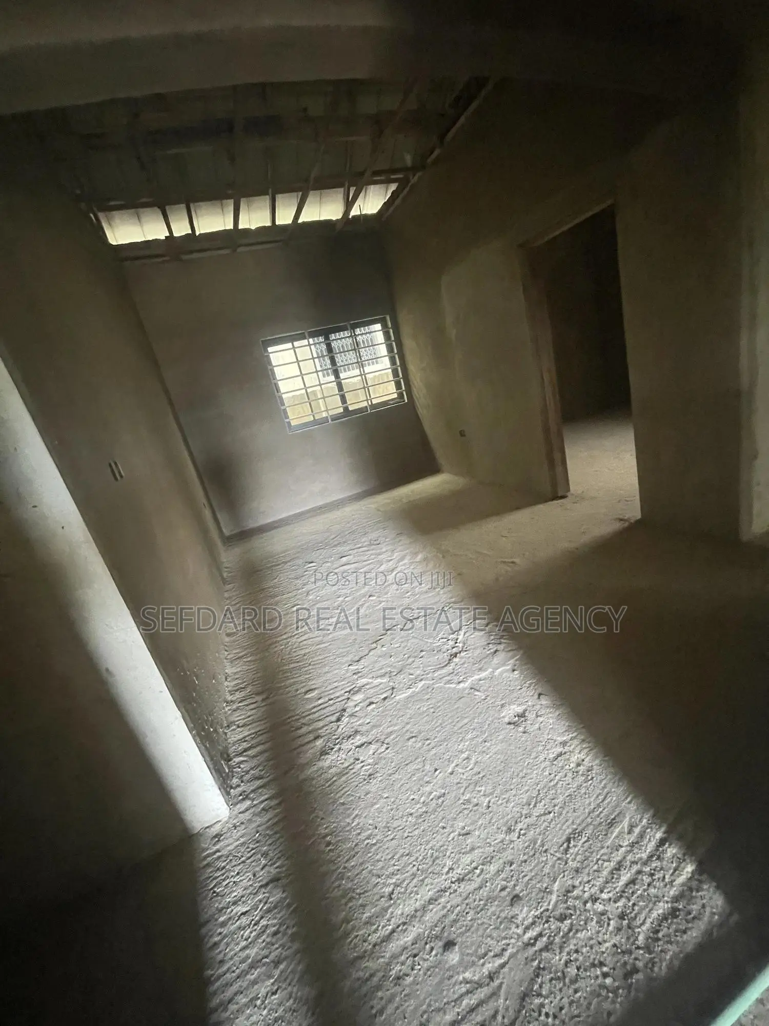 3 Bedroom Uncompleted House For Sale.