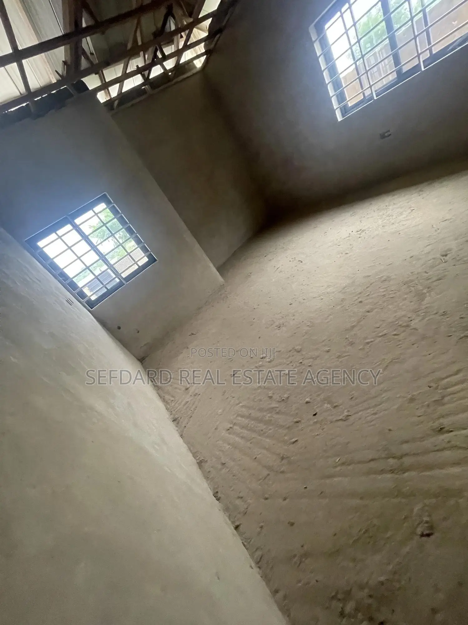 3 Bedroom Uncompleted House For Sale.