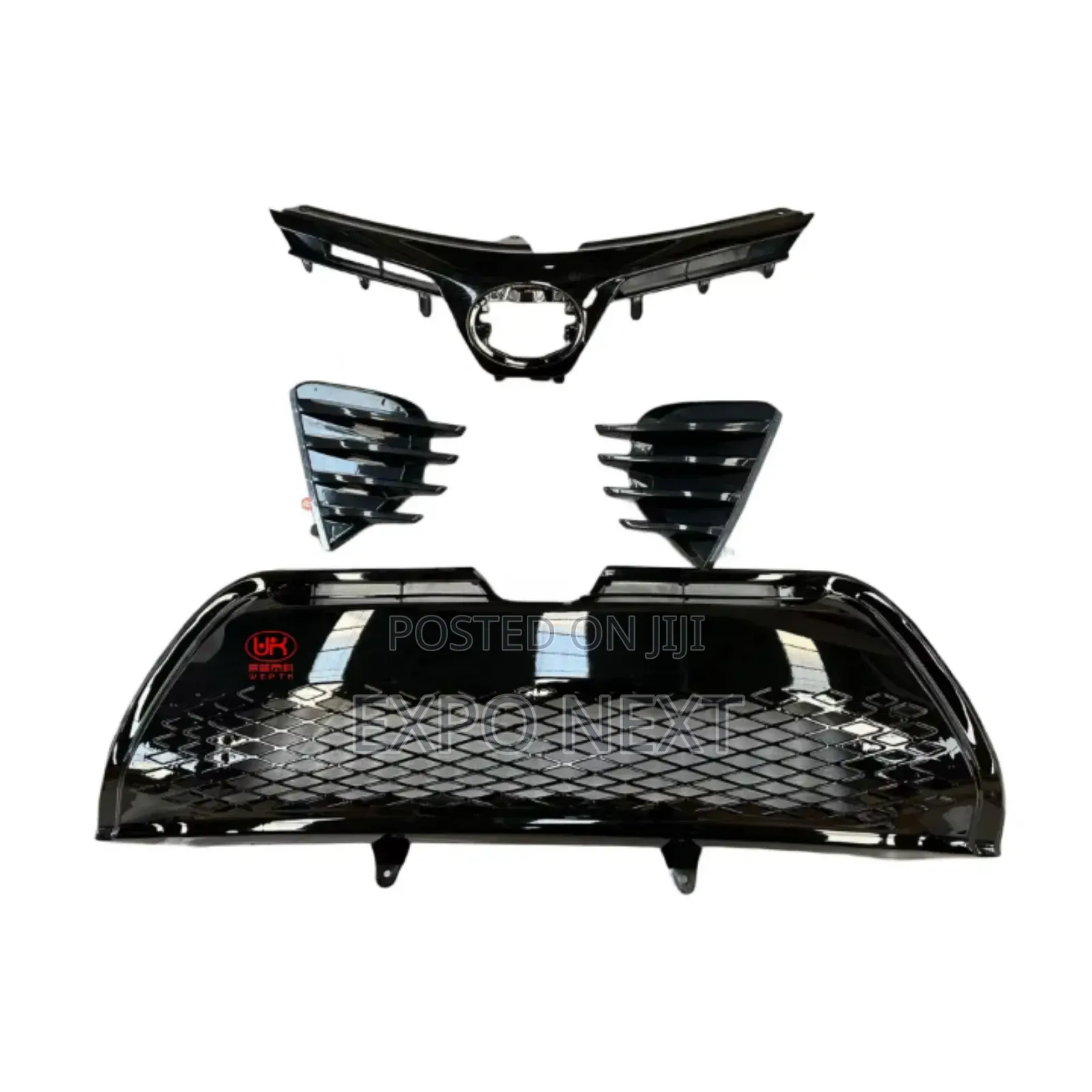 Front Grille and Fog Lamp Se Set Toyota Corolla 2017