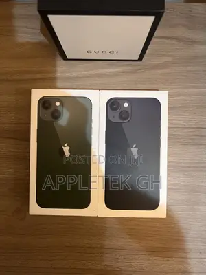 New Apple iPhone 13 128 GB Black
