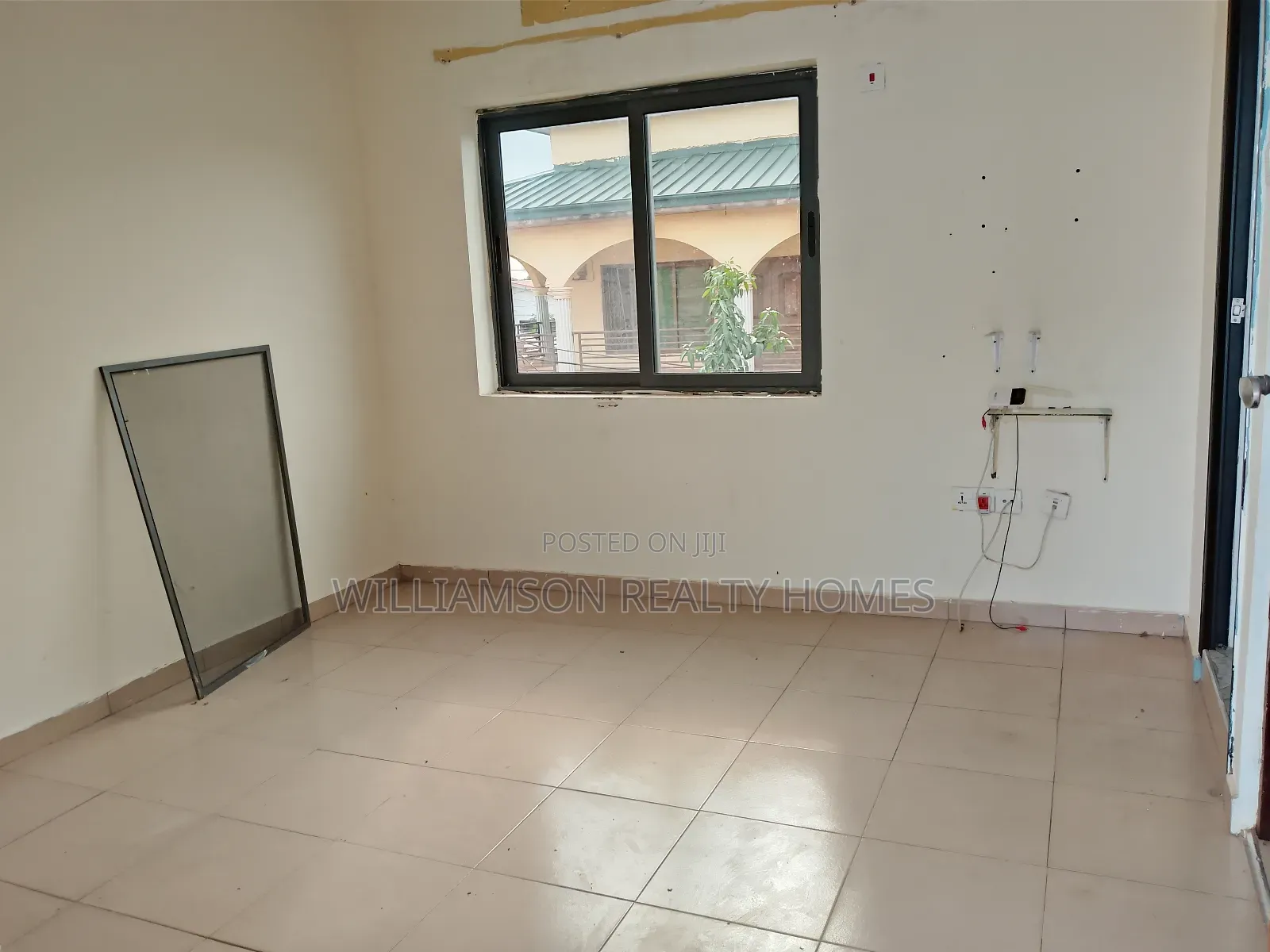 1bdrm Apartment in Hfc Estate Area, Spintex for rent