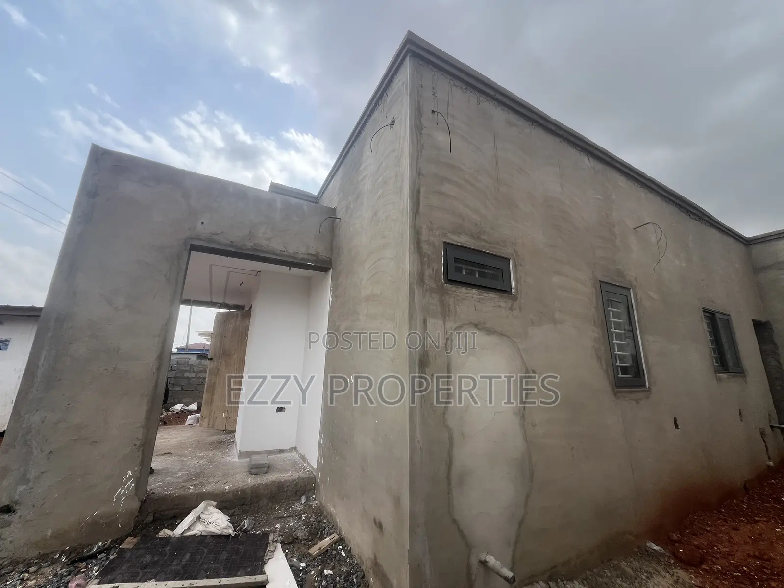 3bdrm Apartment in East Legon Hills for sale
