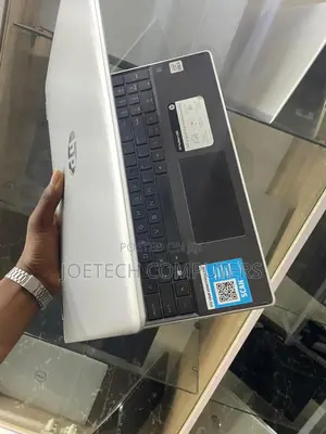 Laptop HP Pavilion X360 8GB Intel Core I5 SSD 256GB