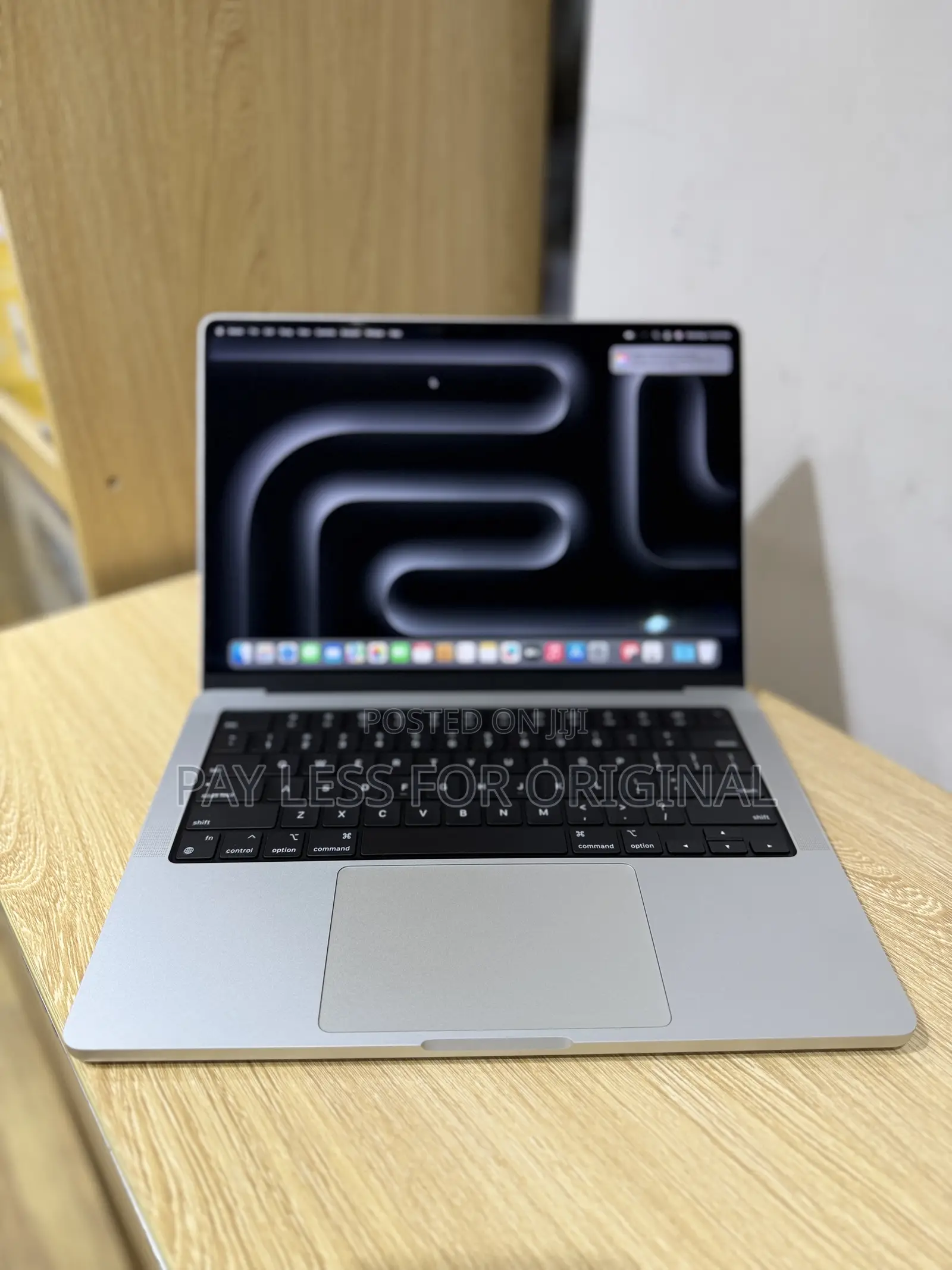 Laptop Apple MacBook Pro 2023 M2 Pro 14-inch 16GB Apple M2 SSD 512GB