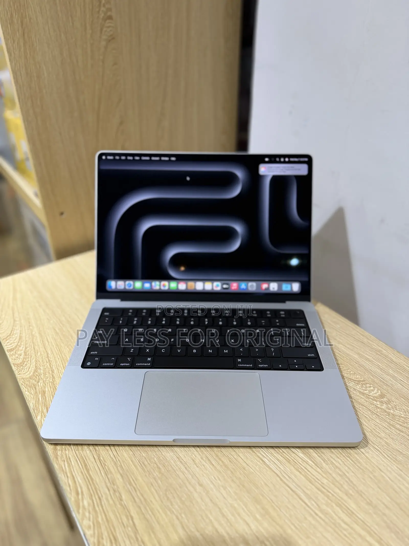 Laptop Apple MacBook Pro 2023 M2 Pro 14-inch 16GB Apple M2 SSD 512GB
