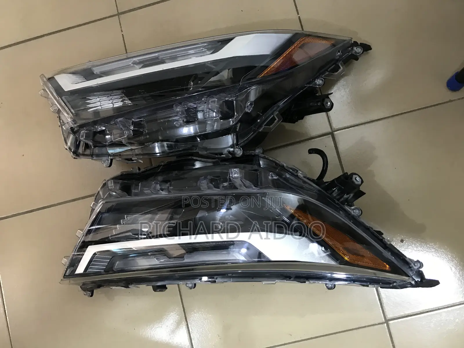Toyota Rav4 2023 Headlight Home-Used Available