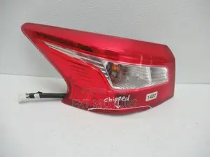 Nissan Sentra 2015,2016,2017,2018 Taillight