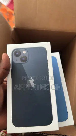 New Apple iPhone 13 128 GB Black