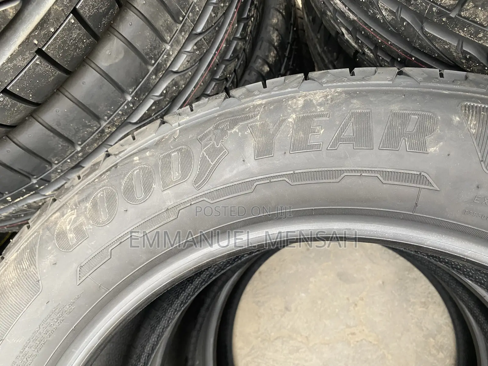 255/55r20 Goodyear Wrangler Territory Ht 110v
