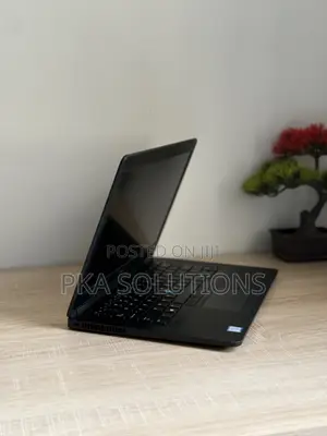Laptop Dell Latitude E7470 8GB Intel Core I5 SSD 256GB