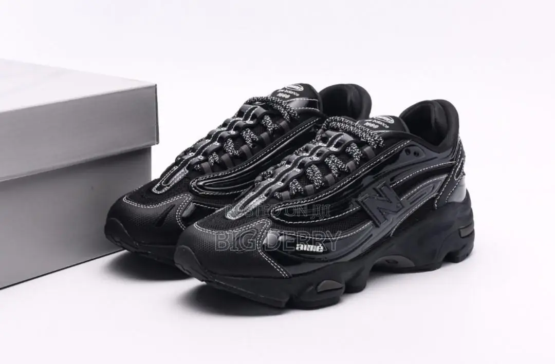 New Balance 1000 Black