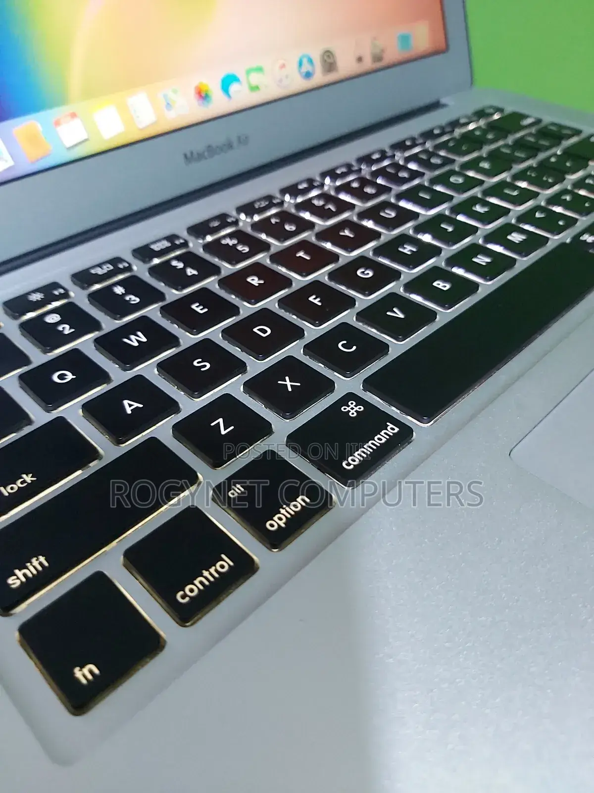 Laptop Apple MacBook Air 2012 8GB Intel Core i7 SSD 512GB