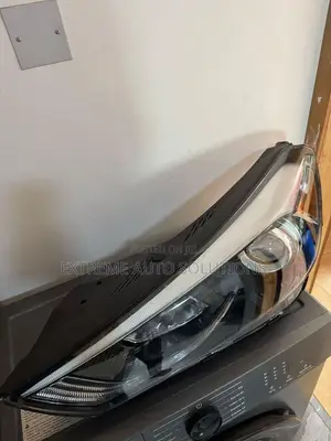 Hyundai Tucson 2017 Headlights