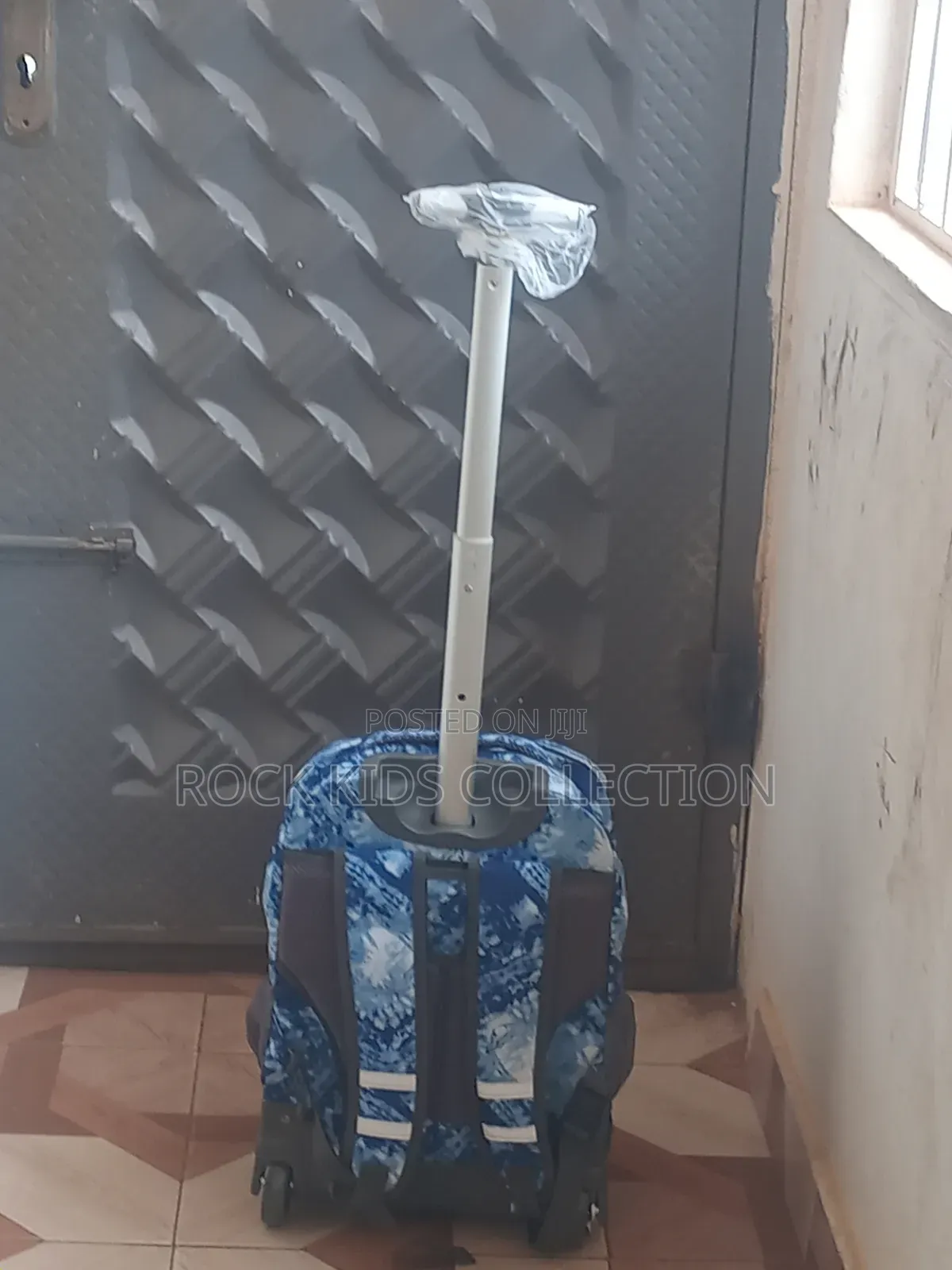 JHS 1 to 3 Trolley School