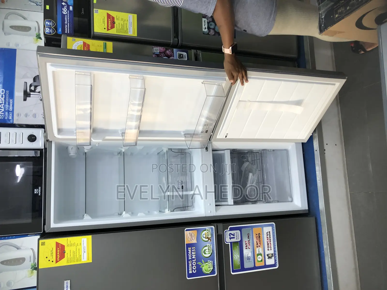 Convenient Storage Midea Down Freezer 174 Liters Available
