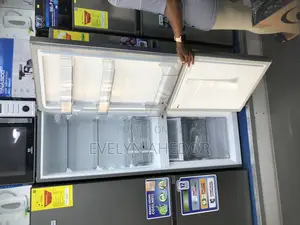 Convenient Storage Midea Down Freezer 174 Liters Available