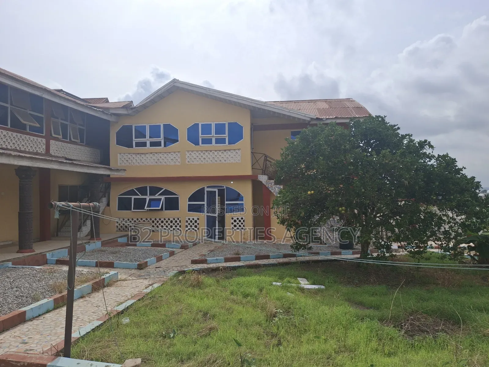 Furnished 7bdrm Apartment in B2 Properties Agency, Kumasi Metropolitan