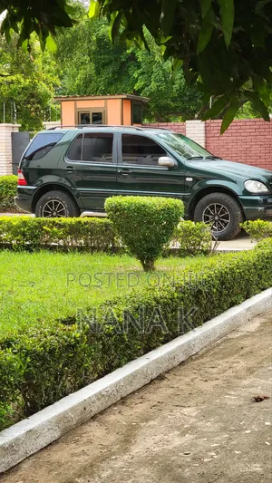Mercedes-Benz M Class ML 320 2000 Green