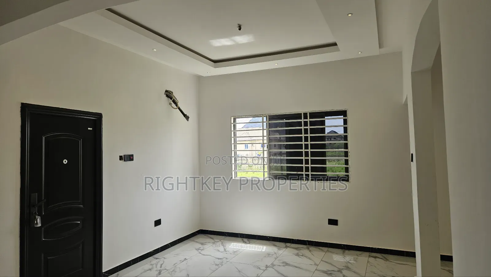 5bdrm Duplex in Rightkey, Kumasi Metropolitan for sale