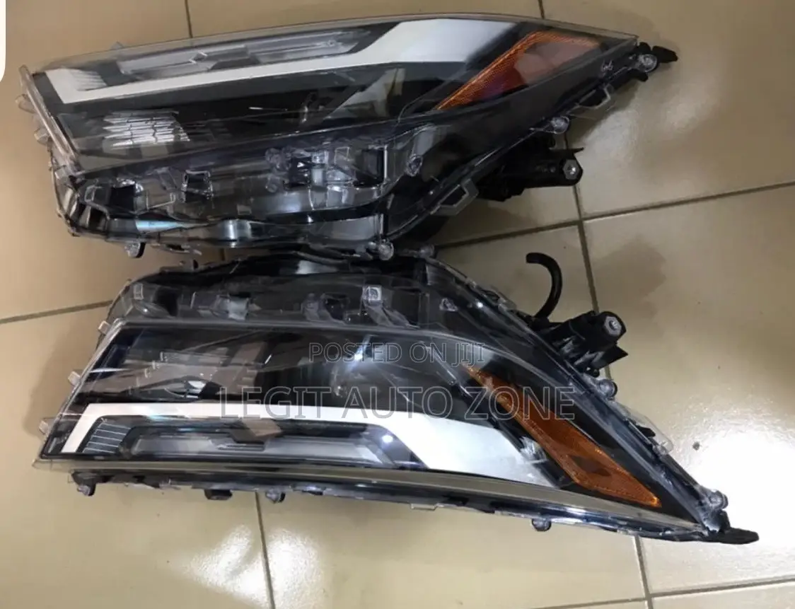 Toyota Rav4 2022,2023,2024 Headlight Available Now