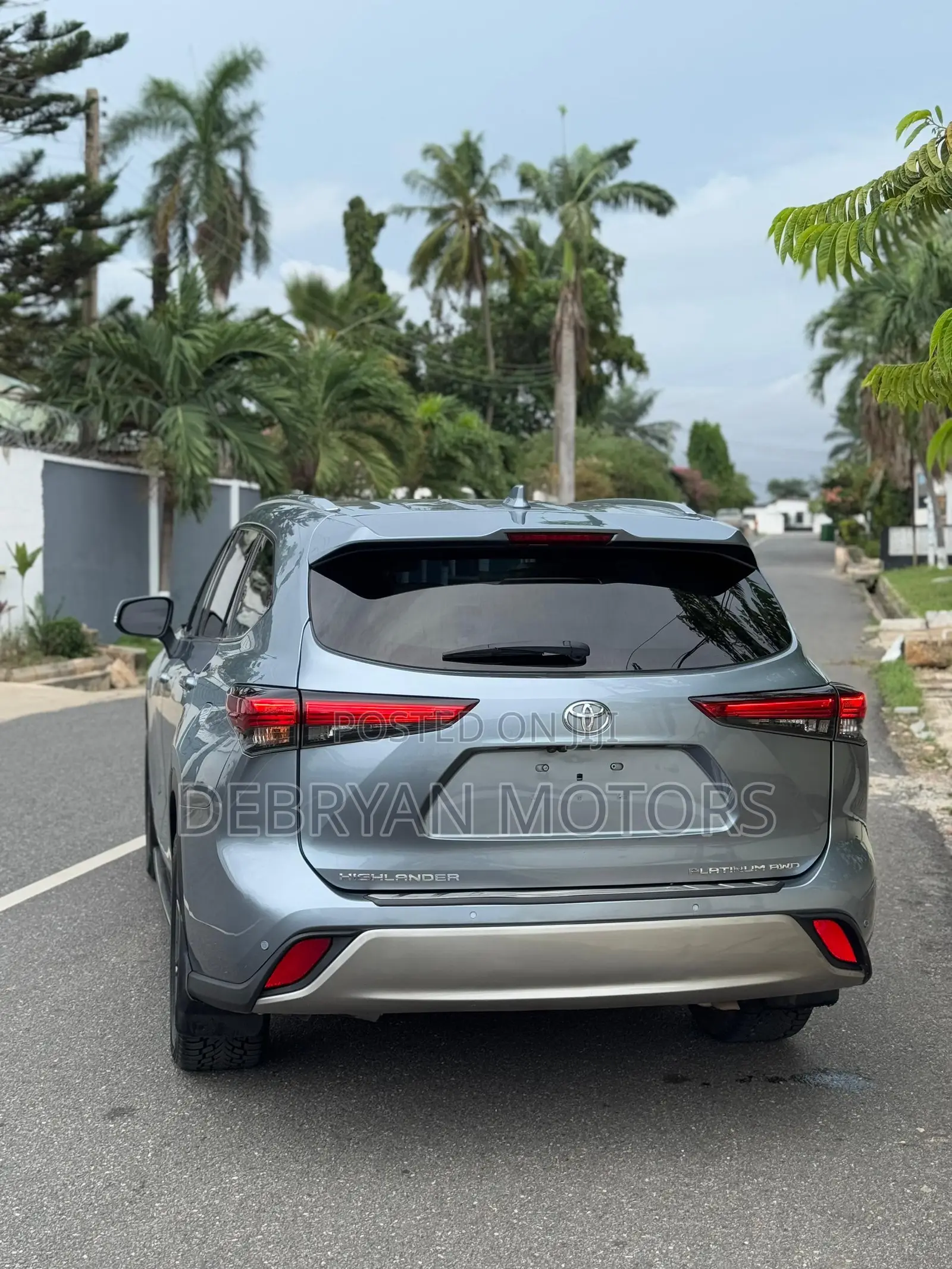 Toyota Highlander Platinum AWD 2020 Blue