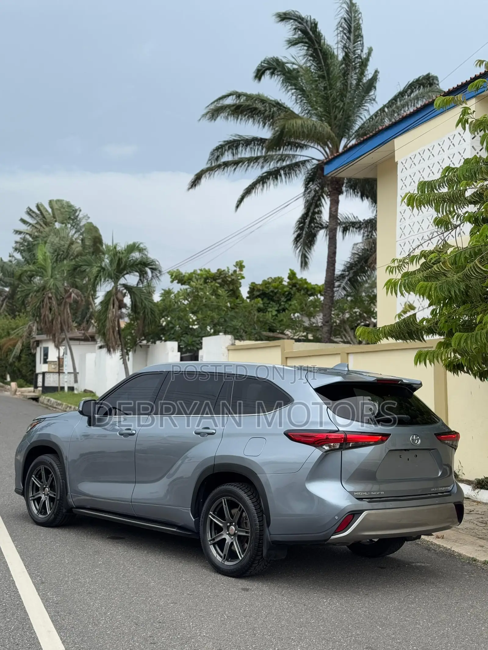 Toyota Highlander Platinum AWD 2020 Blue