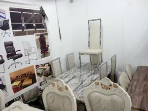 Marble Seater Six