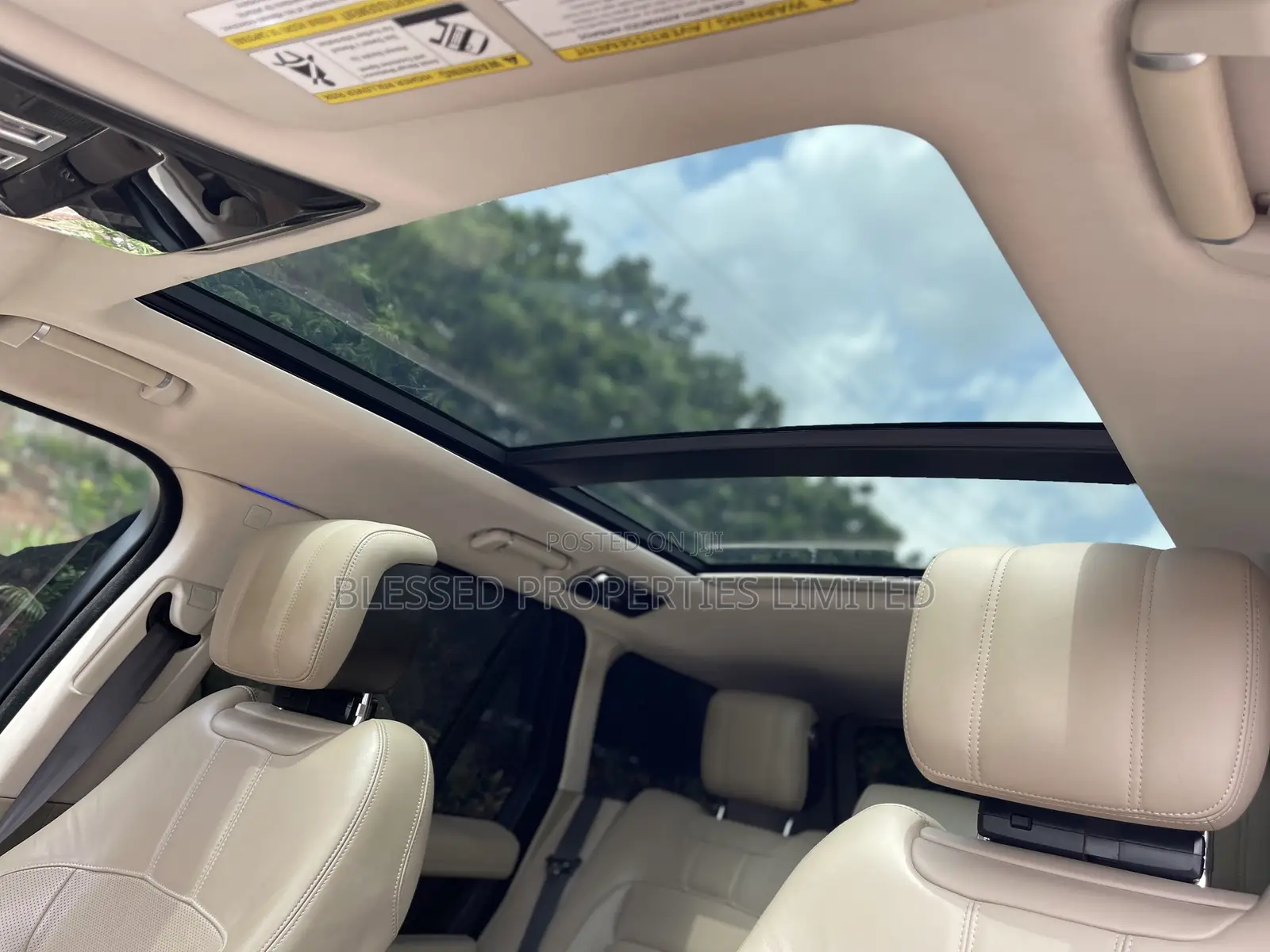 Land Rover Range Rover Vogue 2019 Red