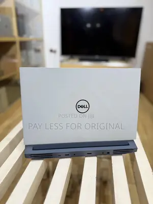 Laptop Dell G15 5535 16GB Intel Core Ultra 7 SSD 512GB